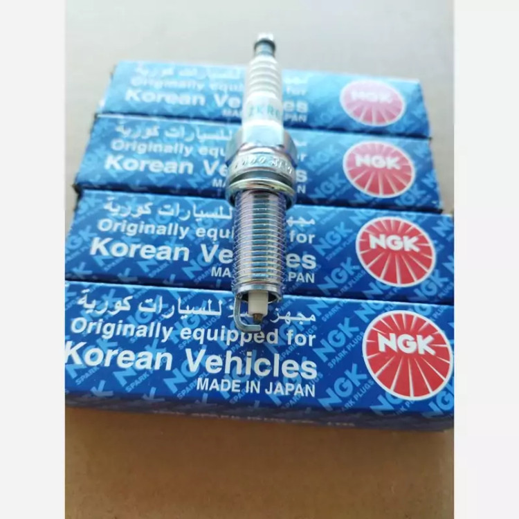 شمع ngk اصلی برای کی ام سی T8