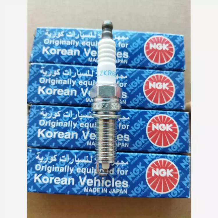 شمع ngk اصلی برای کی ام سی T8