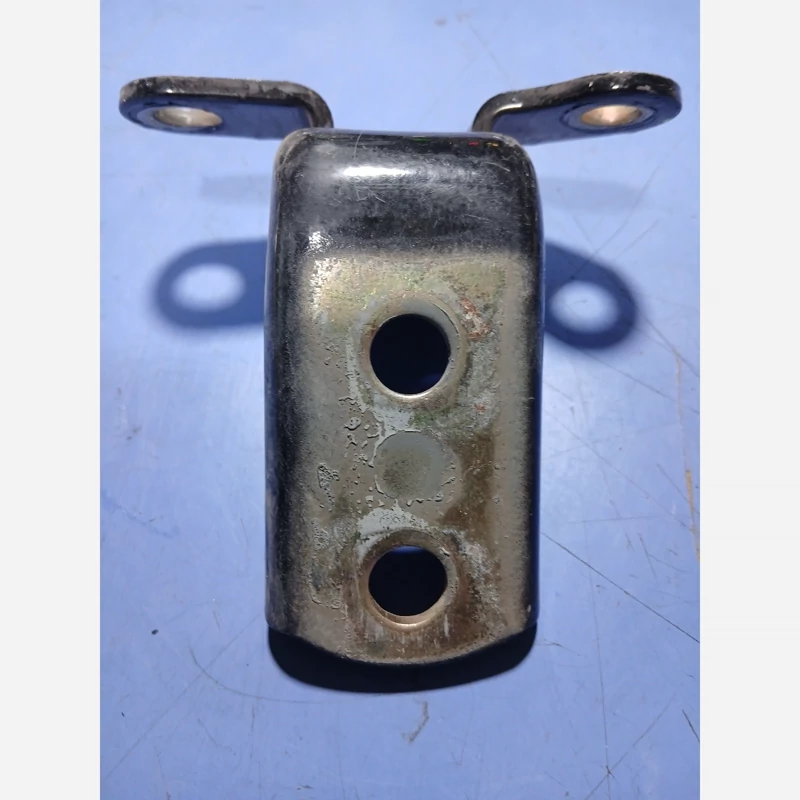 لولای پایینی درب عقب راست لیفان 620(پسکرایه)