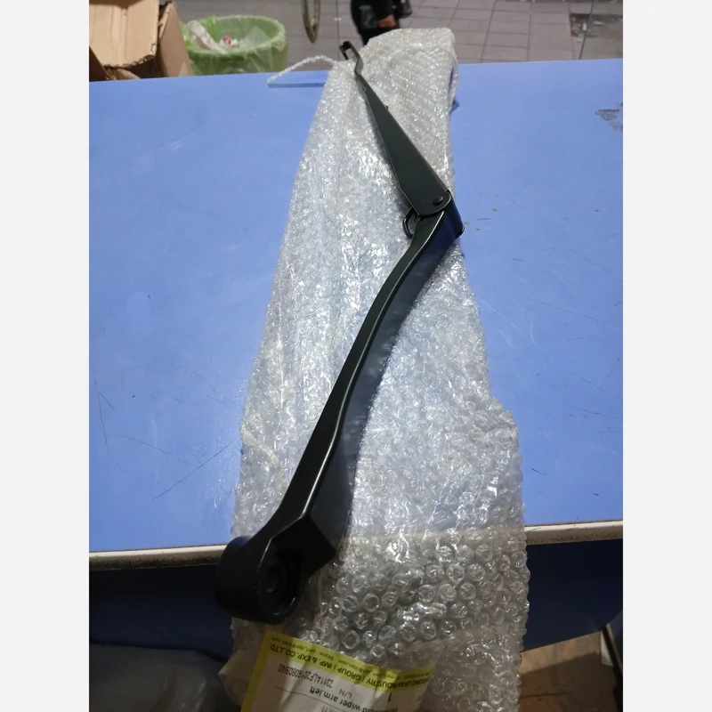 بازو برف پاکن چپ لیفان 820اصلی(پس کرایه)