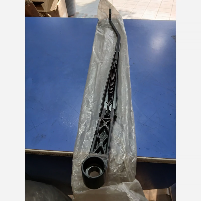 بازو برف پاکن راست جیلی GC6 (پس کرایه)
