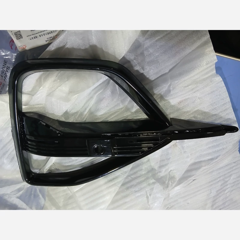 قاب مه شکن جلو چپ کی ام سی K7 (پس کرایه)