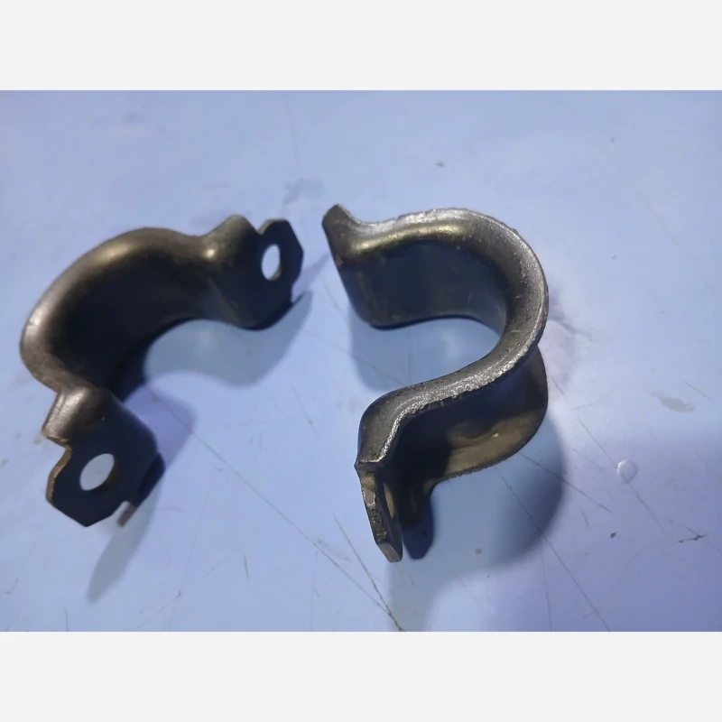 بست لاستیک چاکدار جلو لیفان ایکس60اصلی(پس کرایه)