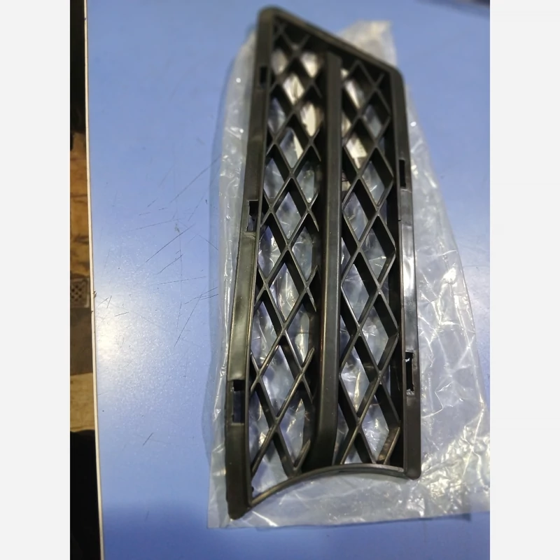 شبکه سپر جلو چپ لیفان 620 اصلی (پس کرایه)